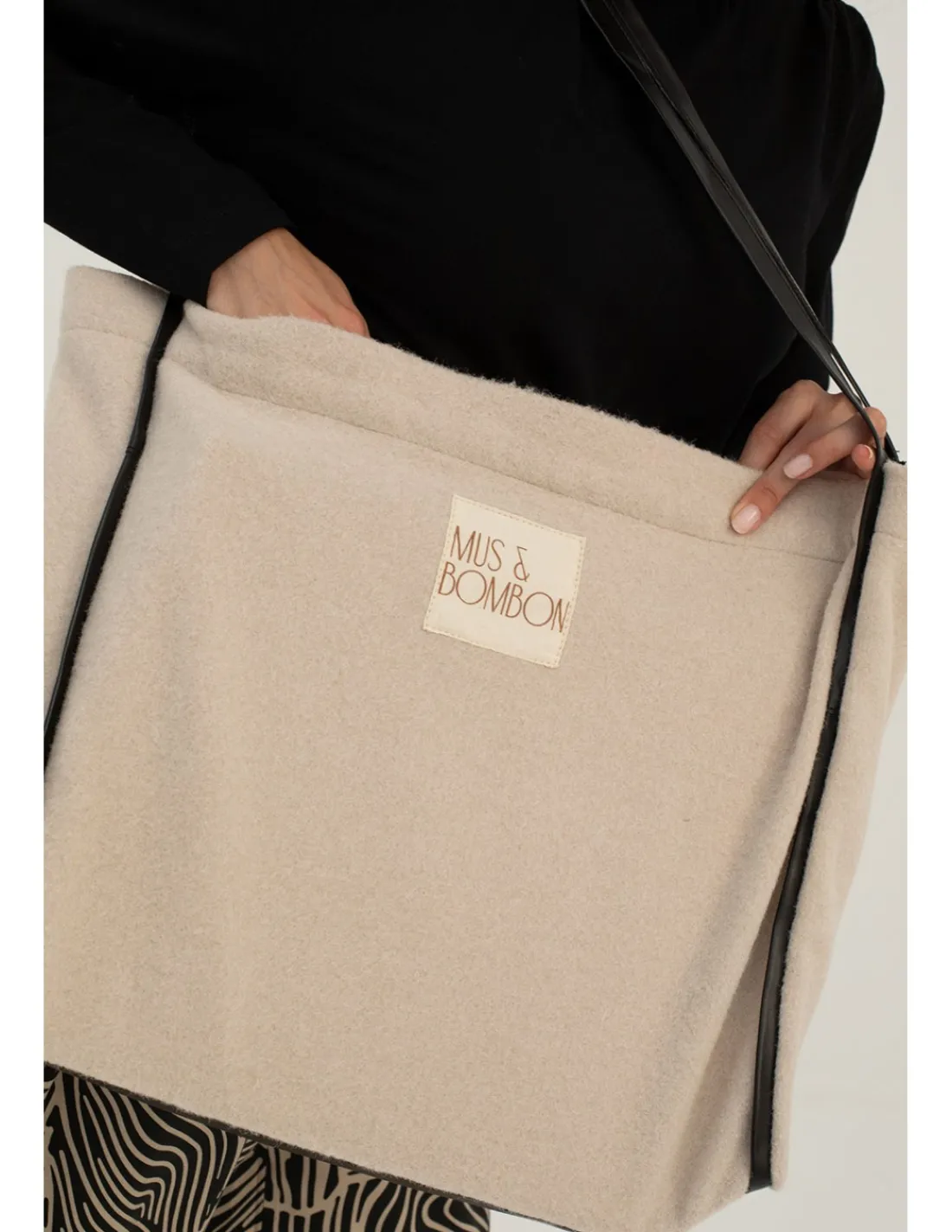 bolso_osma_0.webp Fashion BOLSO OSMA Bolsos